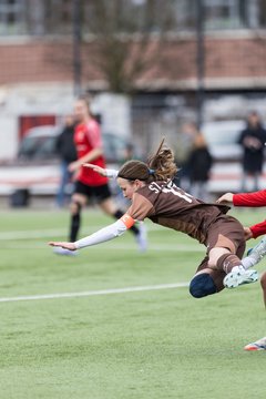 Bild 375 - wBJ FC St. Pauli - Walddoerfer SV : Ergebnis: 3:4